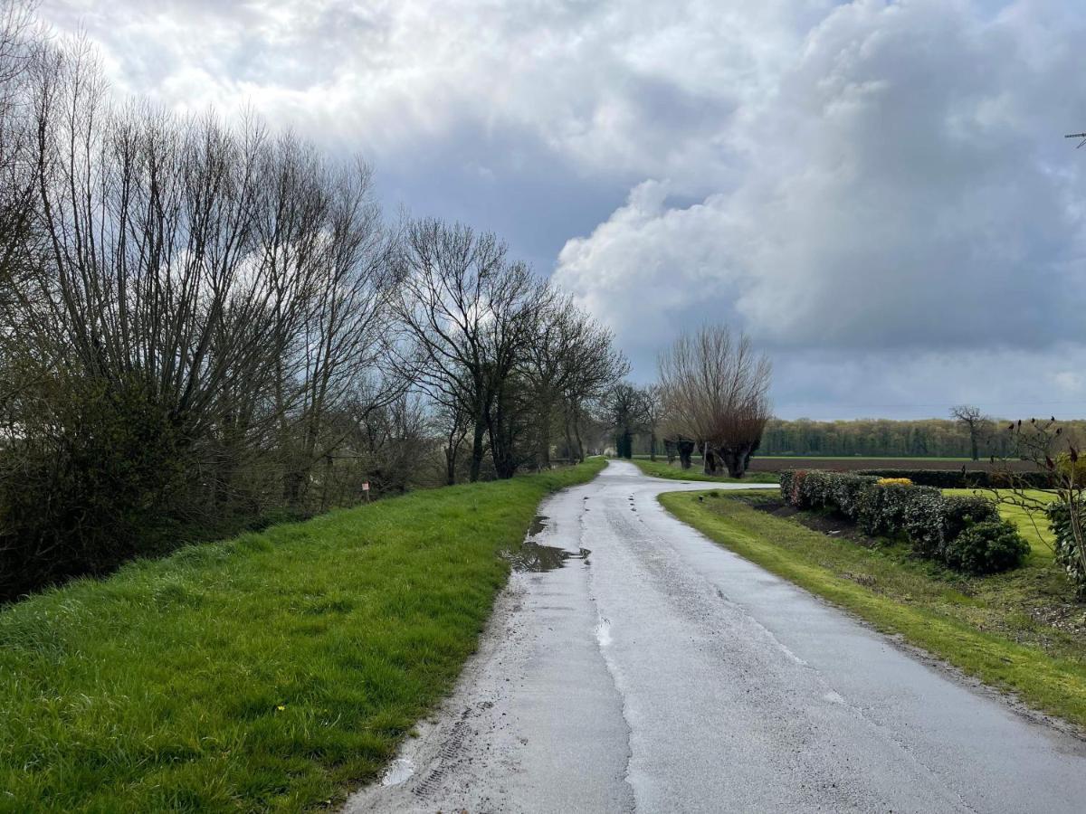 L'Echappee Flamande Hazebrouck Bagian luar foto