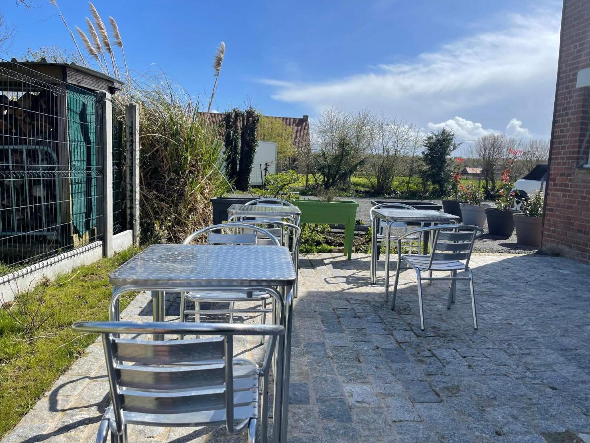 L'Echappee Flamande Hazebrouck Bagian luar foto